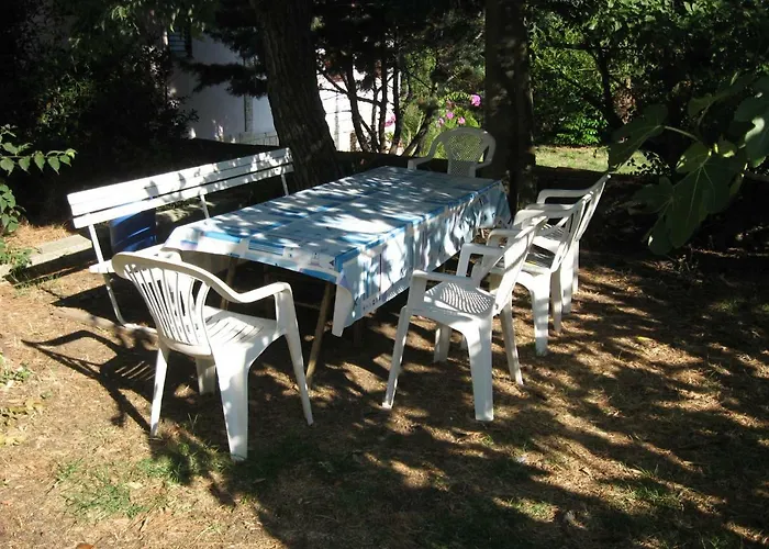 Διαμέρισμα 37 *