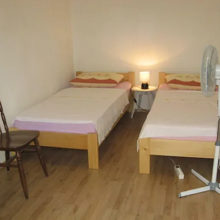 Apartmán 37 *